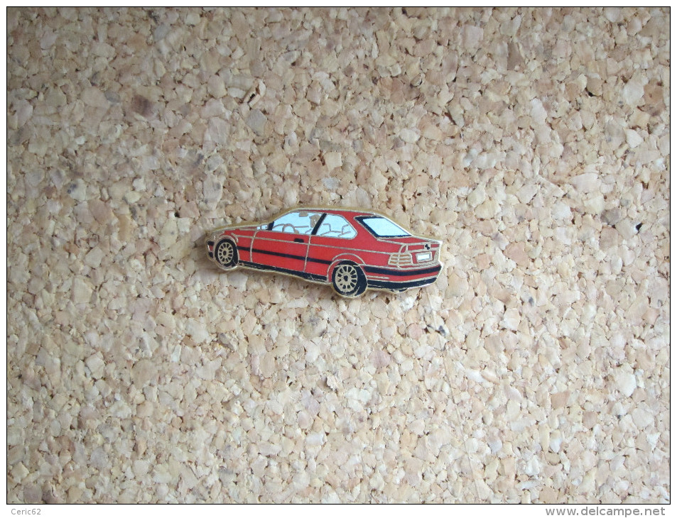 PINS AUTOMOBILE VOITURE BMW ROUGE ARTHUS BERTRAND - BMW