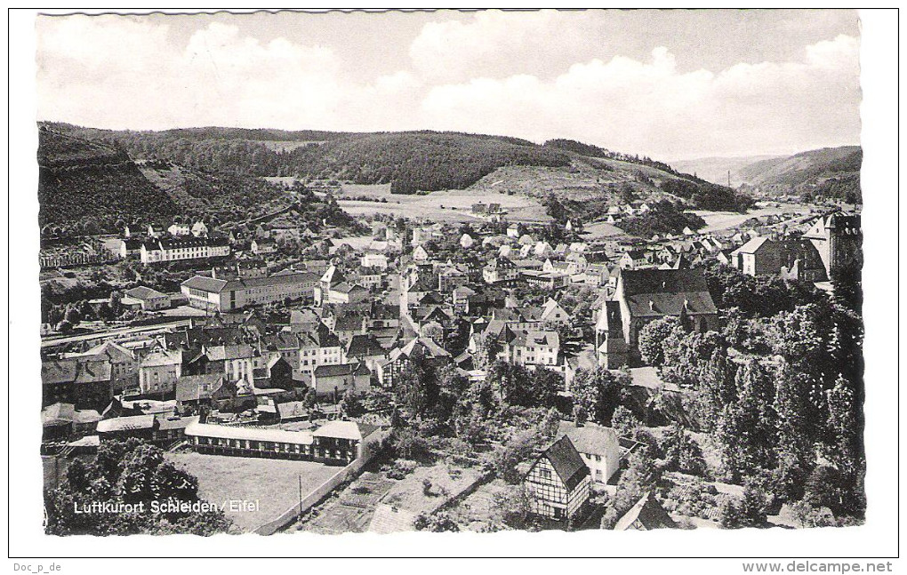 Deutschland - Schleiden / Eifel - Luftaufnahme - Ortsansicht - Schleiden