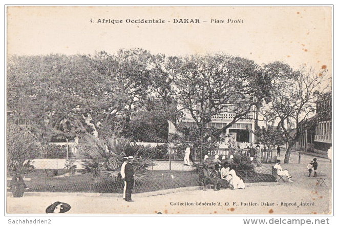 DAKAR. Place Protêt. 4 - Sénégal