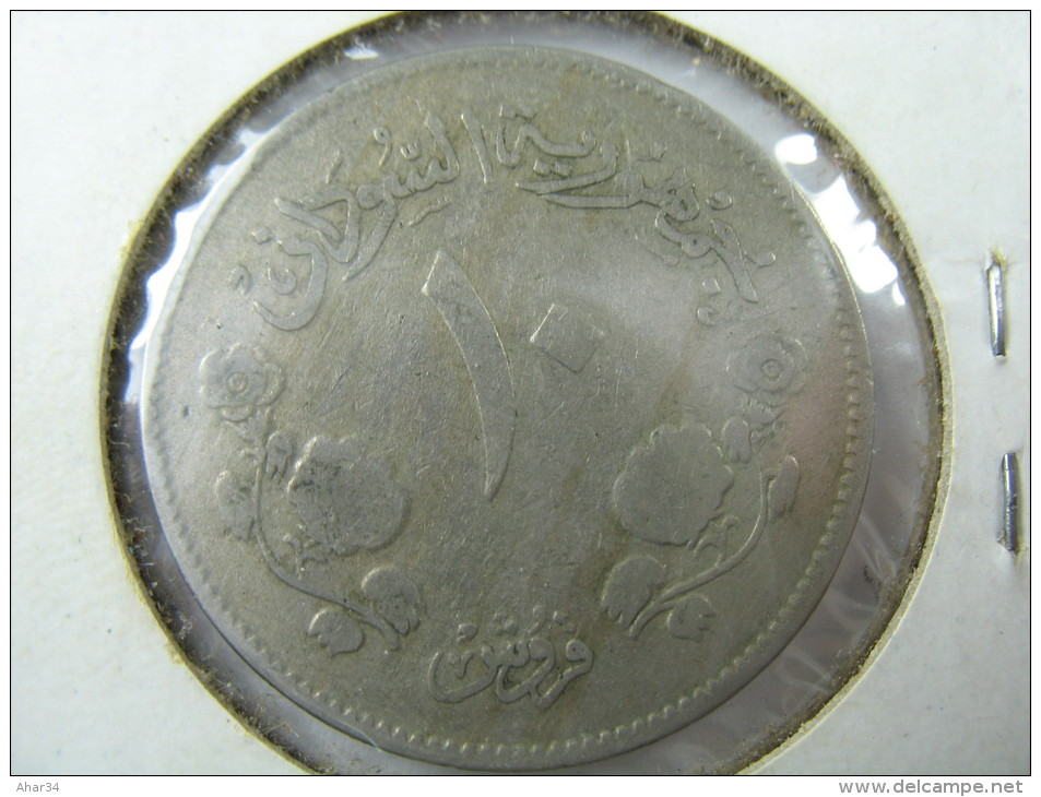 SUDAN  10 GHIRSH 1376 1956  COIN  LOT 27 NUM  7 - Soedan