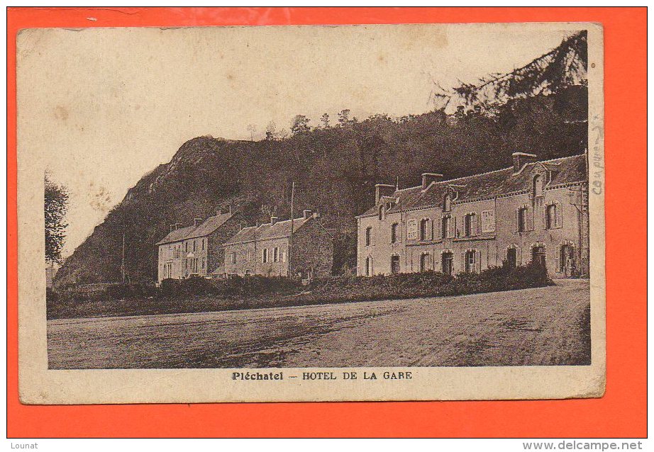 35 Pléchâtel : Hotel De La Gare (coupure) - Bécherel