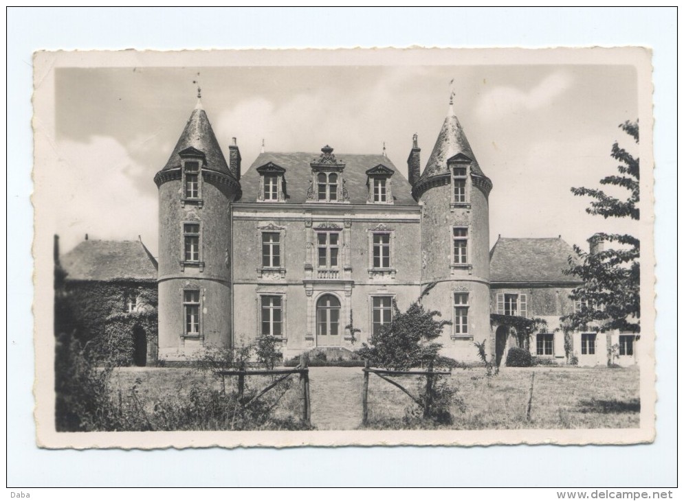 Brulon. Chateau De Bellevue. - Brulon