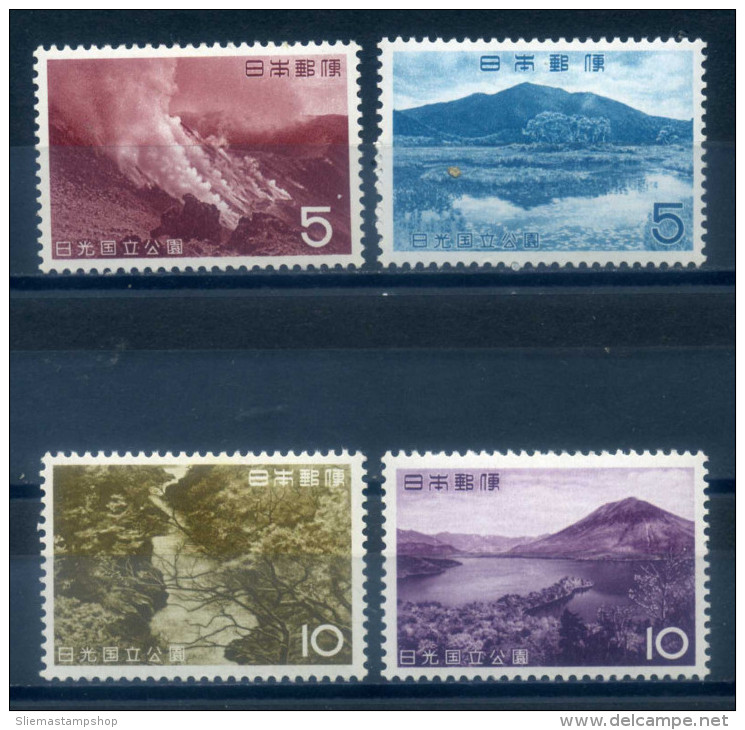 JAPAN - 1962 NIKKO PARK - Unused Stamps