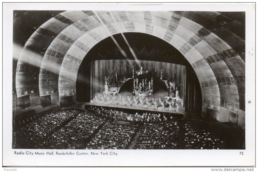 Etats Unis. New York. Radio City Music Hall, Rockfeller Center - Autres Monuments, édifices