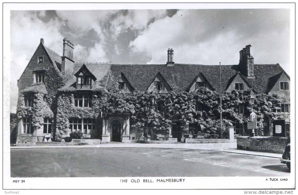 WILTSHIRE - MALMESBURY - THE OLD BELL RP Wi285 - Autres & Non Classés