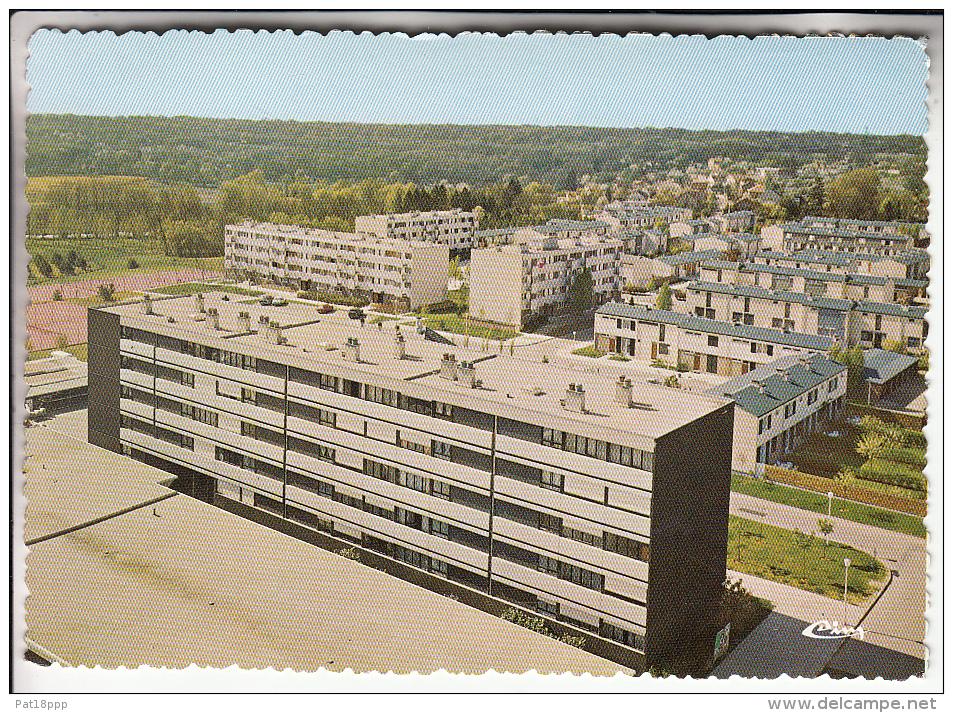 EPINAY SOUS SENARD 91 - Quartier De La Croix Rochopt - Résidence Les Bleuets  - CPSM Dentelée -  Essonne - Epinay Sous Senart