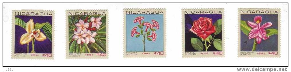 Fleurs Sur Timbres Du Nicaragua (neufs Avec Charnières) - Nicaragua