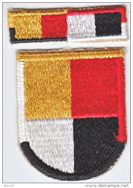 FULL SIZE  BERET  FLASH  And  RECOGNITION  BAR   3 Rd.  SPECIAL  FORCES  GROUP - Patches