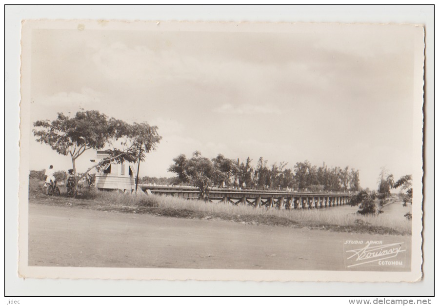 CPA CPSM Bénin Cotonou Dahomey  Le Pont Sur La Lagune 1956 Studio Armor Rouinvy - Benin