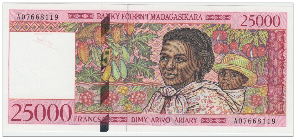 MADAGASCAR 25000 Francs 1998 UNC P82 - Madagascar