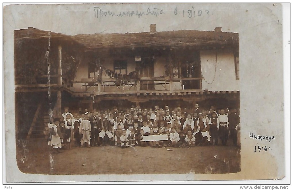 MACEDOINE - Groupe De Personnes - 1910 - CARTE PHOTO - Macédoine Du Nord