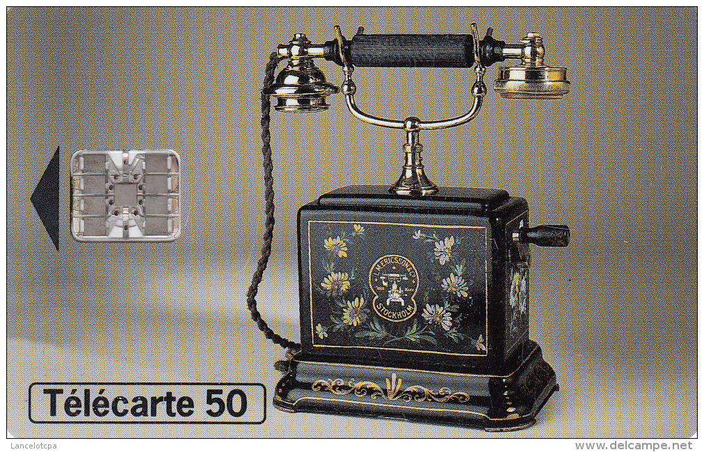 TELECARTE 50 UNITES / COLLECTION HISTORIQUE - TELEPHONE ERICSSON 1900 - 600 Agences