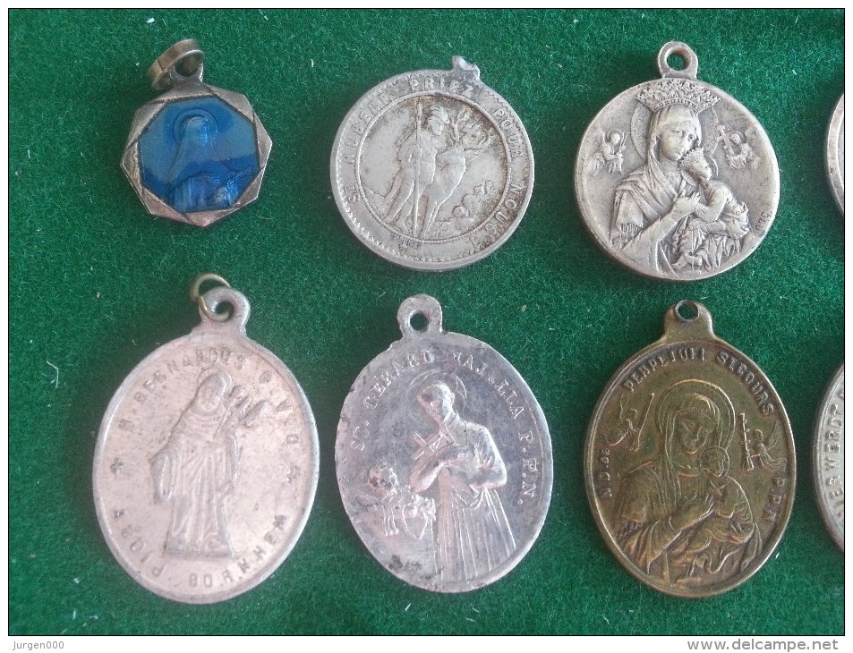 Lot Medailles Lourdes, Sint Christoffel, Enz., +70 Stuks (medailles0178) - Andere & Zonder Classificatie
