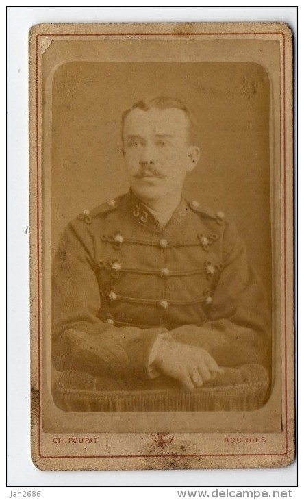 No CPA Photographie CDV Albuminé XIXème Portrait D´un Soldat De La 33ème Brigade D'infanterie - Poupat Bourges - Autres & Non Classés