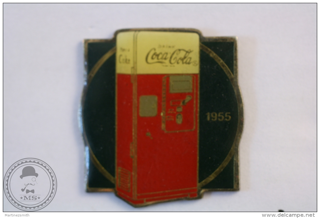 Vintage/ Retro Coca Cola Coke Advertising 1955 Fridge - Wilson Marketing 1985 - Pin Badge - #PLS - Coca-Cola