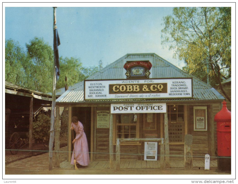 (PH 490) Australia - VIC - Swan Hill Post Office And Cob & Co Depot - Swan Hill