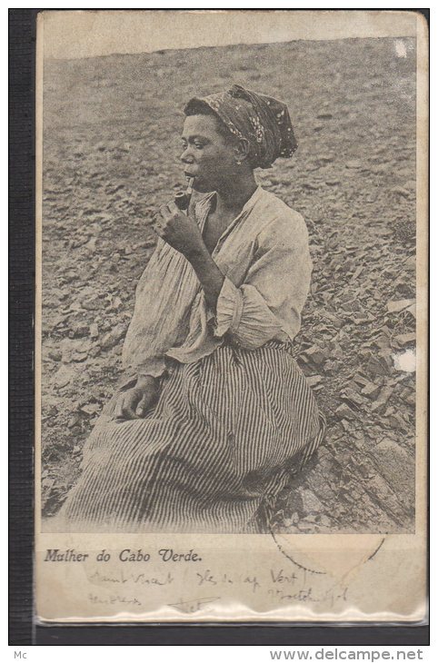 Cabo Verde -  Mulher Do Cabo Verde - Fumando O Cachimbo ... - Cape Verde