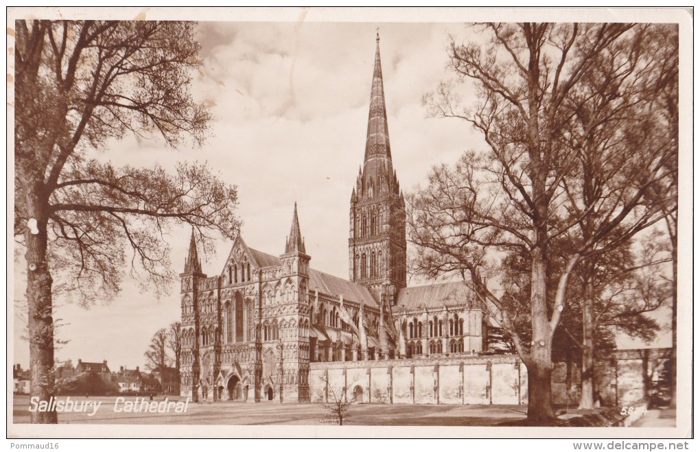 CPSM Salisbury Cathedral - Salisbury