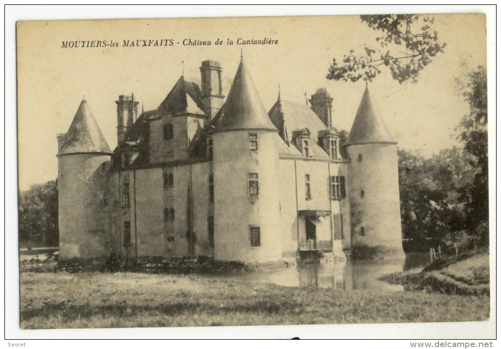 MOUTIERS LES MAUFAITX. -  Château De La Cantaudière. Beau Plan - Moutiers Les Mauxfaits
