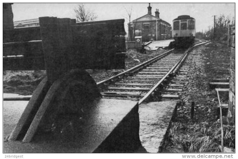 Clayton West Railway Station DMU - Spoorweg