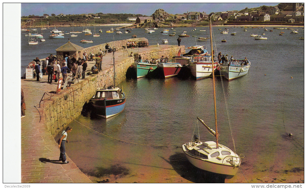 BF13599 The Passenger Boats At T  Isle Of Scilly United Kingdom Front/back Image - Scilly Isles