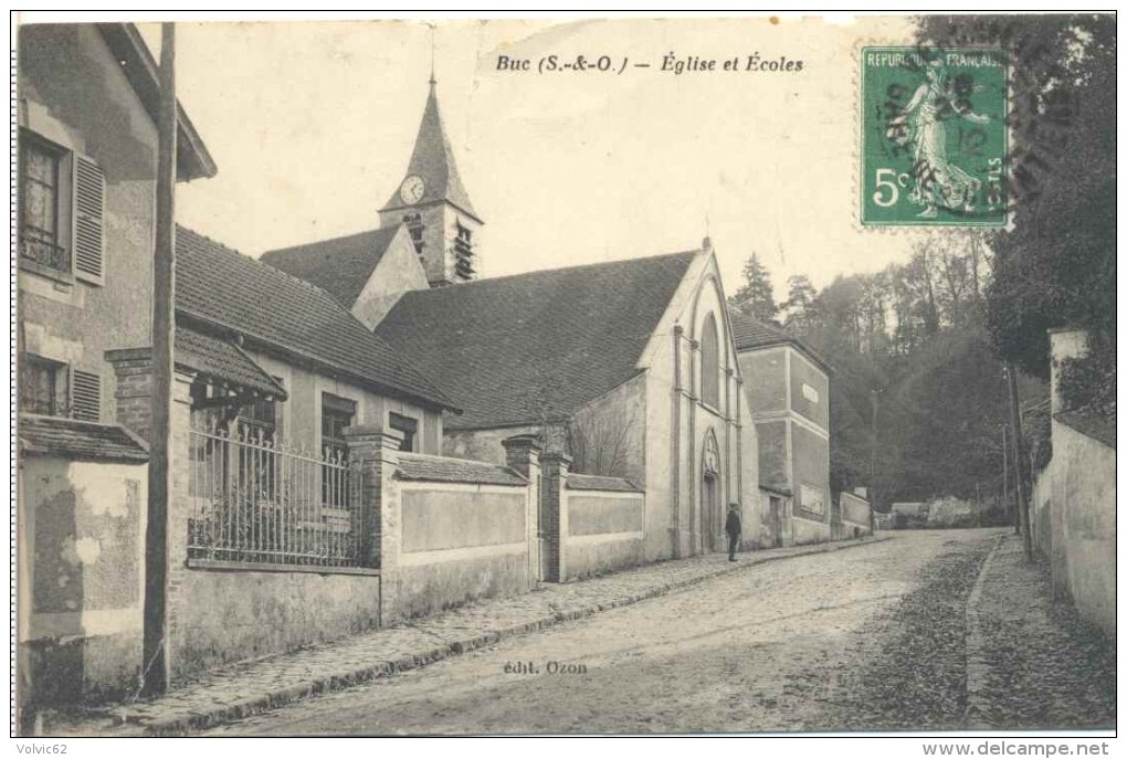 CPA Buc Eglise Et Ecoles - Buc