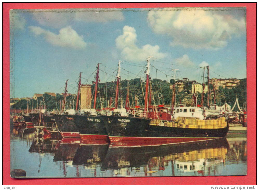 144267 /  IM SASSNITZER - HAFEN PORT SHIP  -  DDR Germany Deutschland Allemagne Germania - Sassnitz