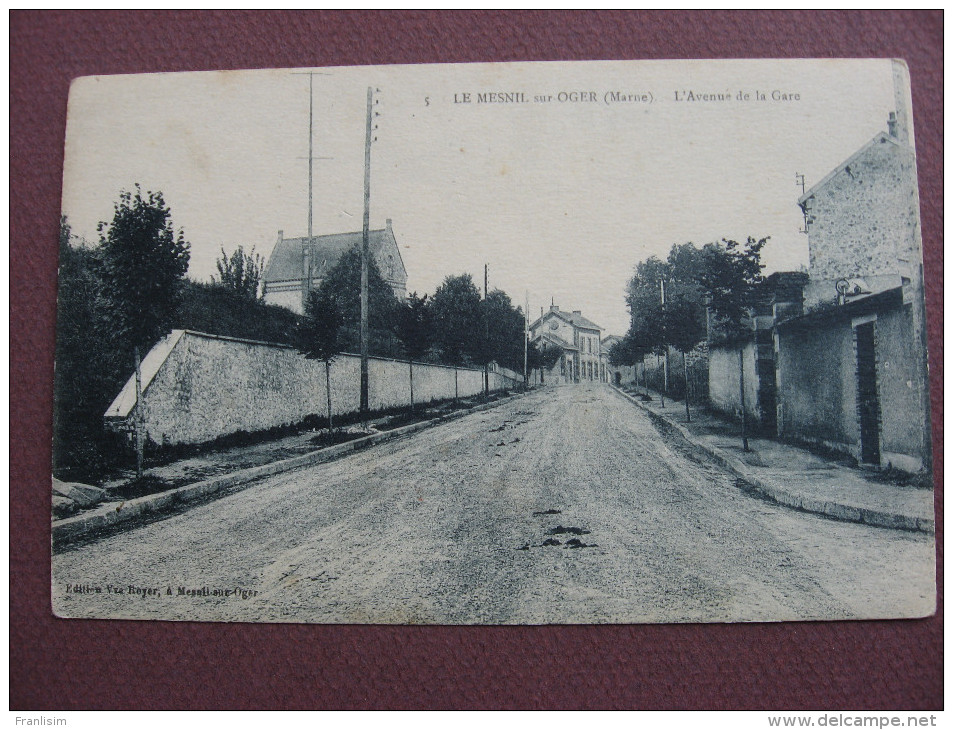 CPA 51 LE MESNIL SUR OGER Avenue De La Gare RARE ? Canton AVIZE  Sépia Gris Bleu - Autres & Non Classés