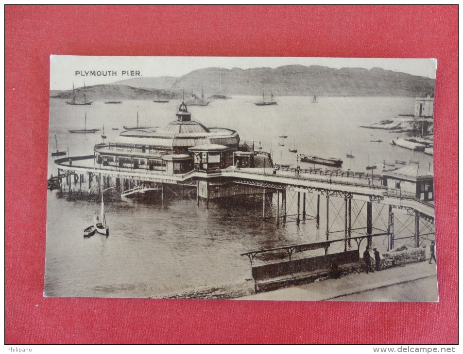 United Kingdom > England> Devon > Plymouth  Pier   Ca 1910   Not Mailed   Ref 1327 - Plymouth