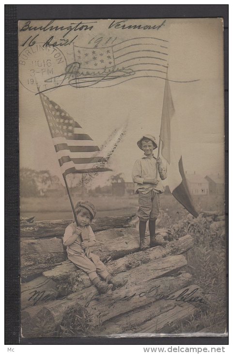 Burlington - Childrens With American And French Flag  ( 1911 ) - Vermont - Carte Photo - Burlington