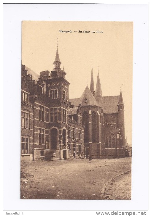 Neerpelt  - Stadhuis En Kerk - Neerpelt