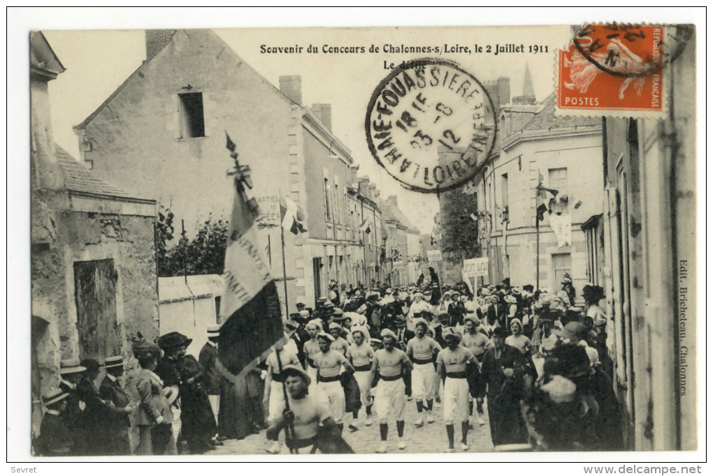 CHALONNES SUR LOIRE. - Souvenir Du Concours. Le Défilé - Chalonnes Sur Loire