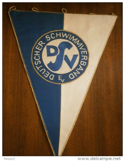 SWIMMING - Schwimmeuropameisterschaf Ten 1977,  Jönköping (Schweden) DSV- Embroidered FLAG / PENNANT - Nuoto