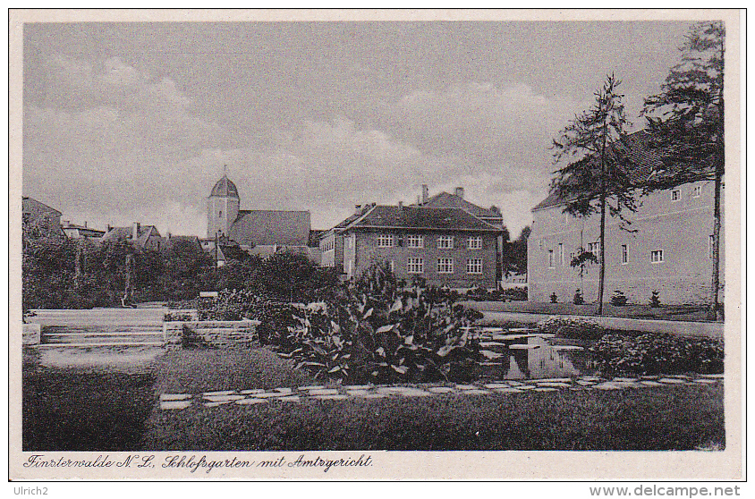 AK Finsterwalde - N.-L. Schloßgarten Mit Amtsgericht (4643) - Finsterwalde