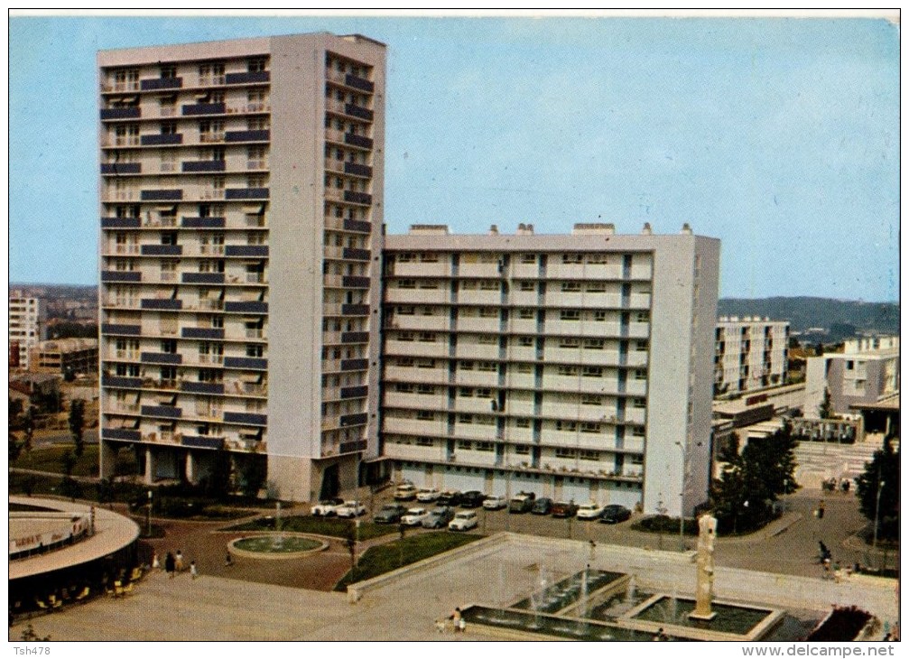 94------CRETEIL--MONT MESLY---place De L'abbaye--voir 2 Scans - Creteil