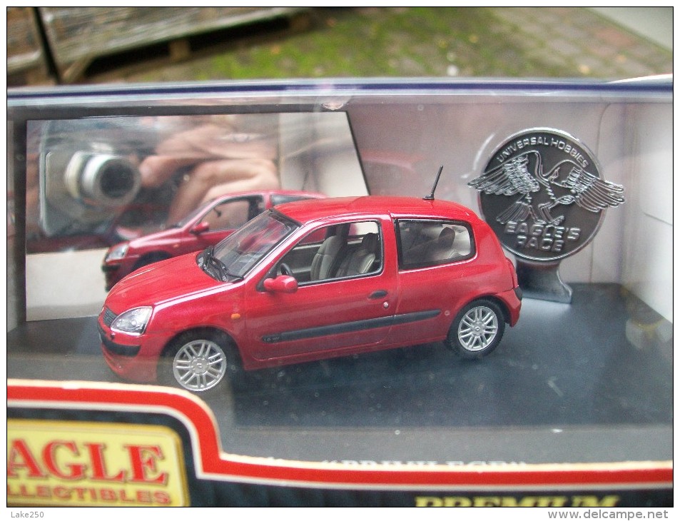 EAGLE COLLECTIBLES - RENAULT CLIO PRIVILEGE  Scala 1/43 - Otros & Sin Clasificación