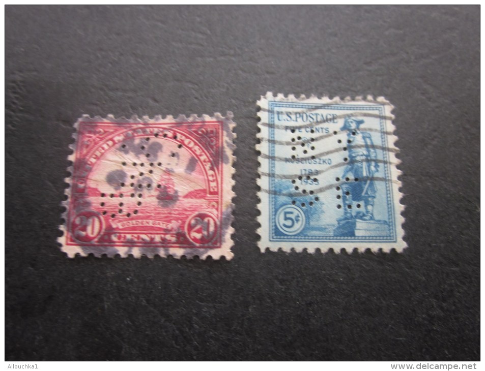 2 Timbres:US Postage USA United States Of America Perforé Perforés Perfin Perfins Stamp Perforated PERFORE  &gt;Trés Bie - Perfin