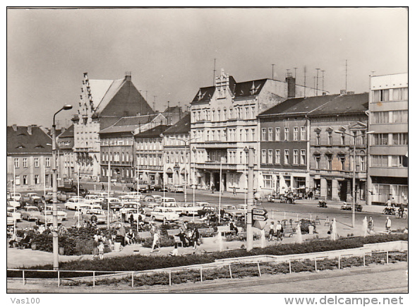 CPA BRANDENBURG- MARKET SQUARE, CAR, MOTORBIKE - Brandenburg