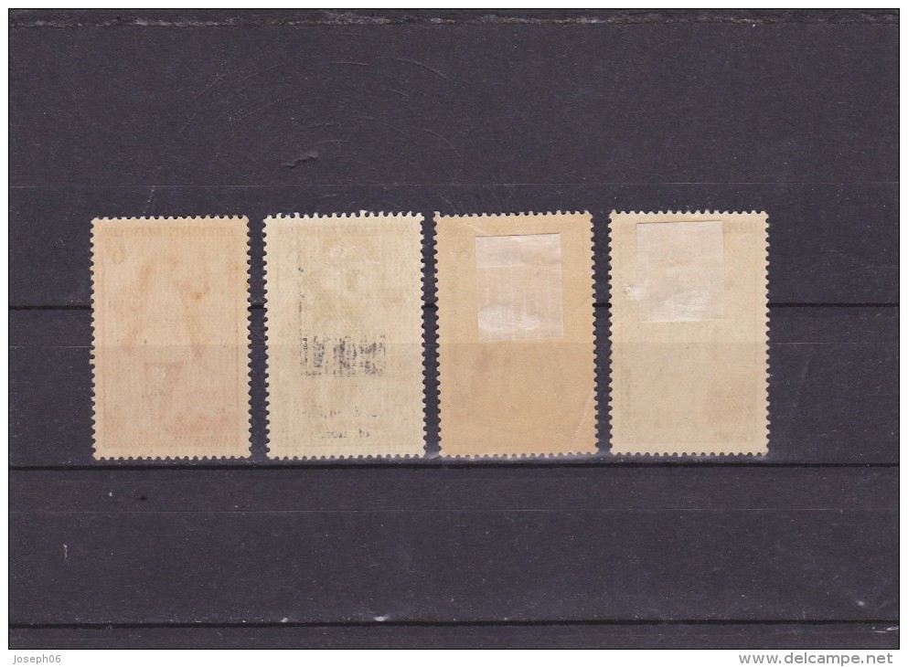 FRANCE   1953  Y.T. N° 943  944  956  957  NEUF*  Charnière Ou Trace - Unused Stamps
