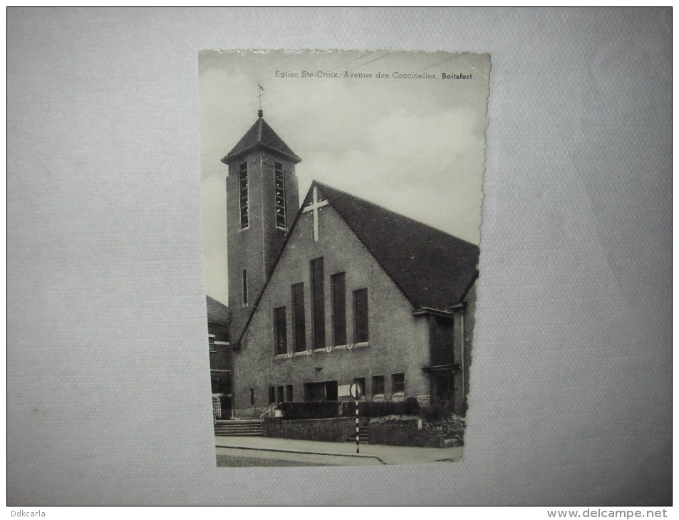 Boitsfort - Eglise Ste-Croix, Avenue Des Coccinelles - Opgelet Er Is Aan De Randen Geknipt ! - Watermaal-Bosvoorde - Watermael-Boitsfort