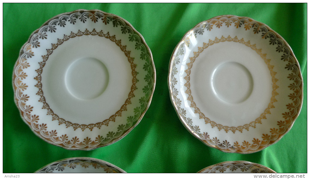 Vintage German Pottery Germany WINTERLING MARKTLEUTHEN Bavaria 4 Pcs. Of Saucer Gold Trim - Winterling (DEU)