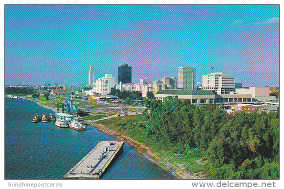 Louisiana Skyline Of Baton Rouge On The Mississippi River - Baton Rouge