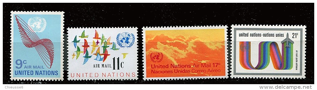 Nations Unies - New York**  P.A. N° 15 à 18 - Série Courante. - Poste Aérienne