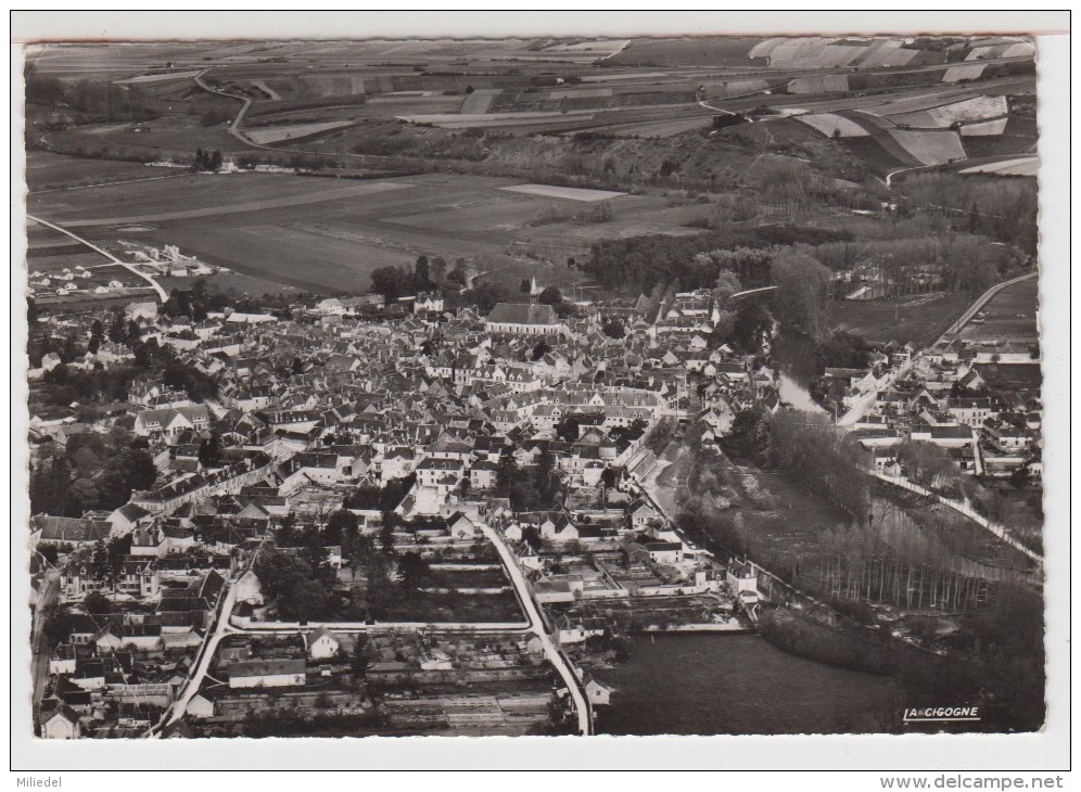 89 - CHABLIS - Vue Aérienne - Pilote Opérateur : R.HENRARD - Chablis