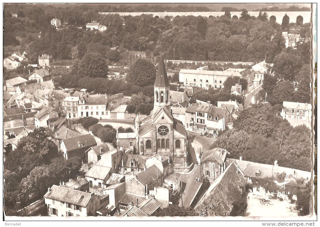 LOUVECIENNES .... LE VILLAGE ... EN AVION AU DESSUS DE ... LAPIE - Louveciennes