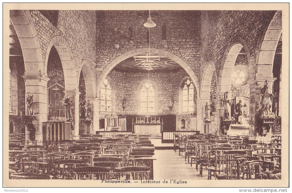 PHILIPPEVILLE : Intérieur De L'église - Philippeville