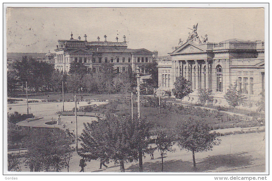 Moldova - Chisinau - Kichineff - Square Et Palais De Justice - Moldavie