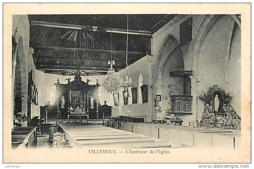 Eure Et Loir - Ref A147- Villemeux - Interieur De L Eglise -carte Bon Etat   - - Villemeux-sur-Eure