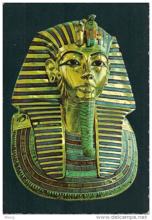 Mask.   Tut-Ankh- Amon - Egyptian Museum  - Cairo     Egypt   # 03359 - Museums