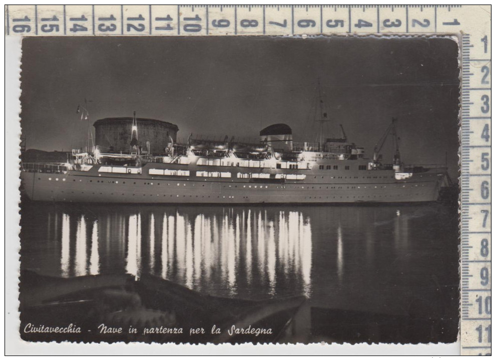 Civitavecchia  Nave In Partenza Per La Sardegna   1957 - Civitavecchia